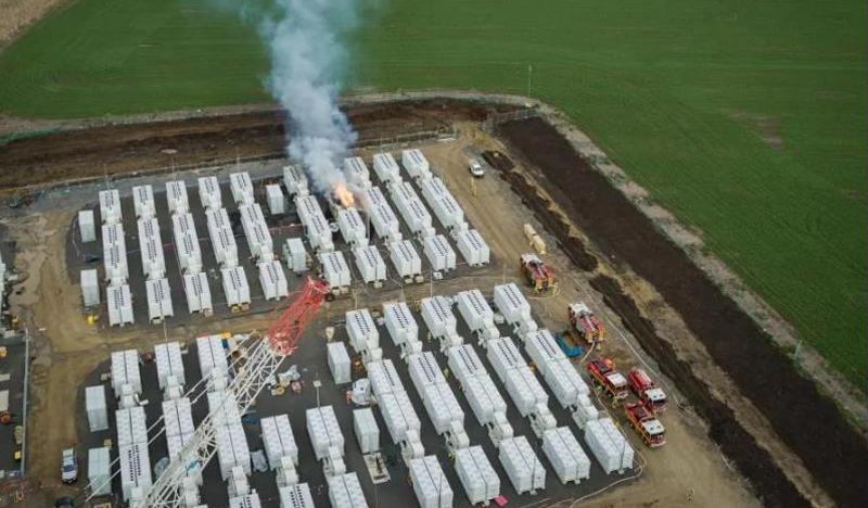 特斯拉最大储能电池火灾起火原因查明！因冷却液泄漏